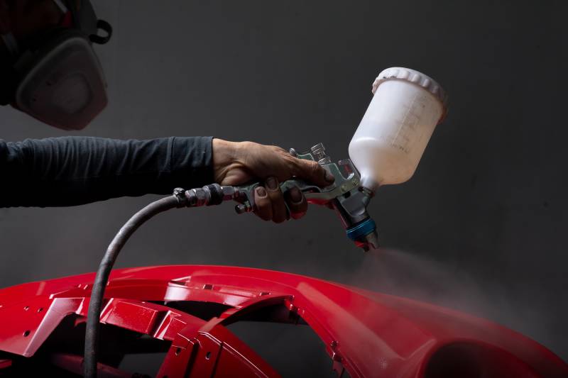 Réparation rayure peinture métallisée (Bolbec) : conseils d'experts pour obtenir un résultat visuel invisible sur la carrosserie de votre voiture.